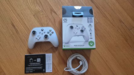 PowerA Wired Xbox Controller – White