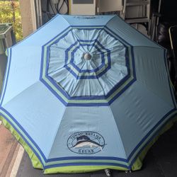 Umbrella For Beach  8 Feet Wide And Free Chair For The Beach   Only $35 Excelente Oportunidad s 