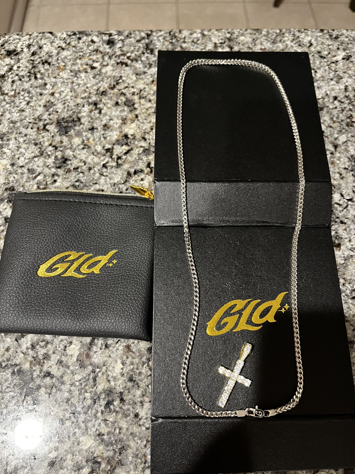 GLD Box Chain