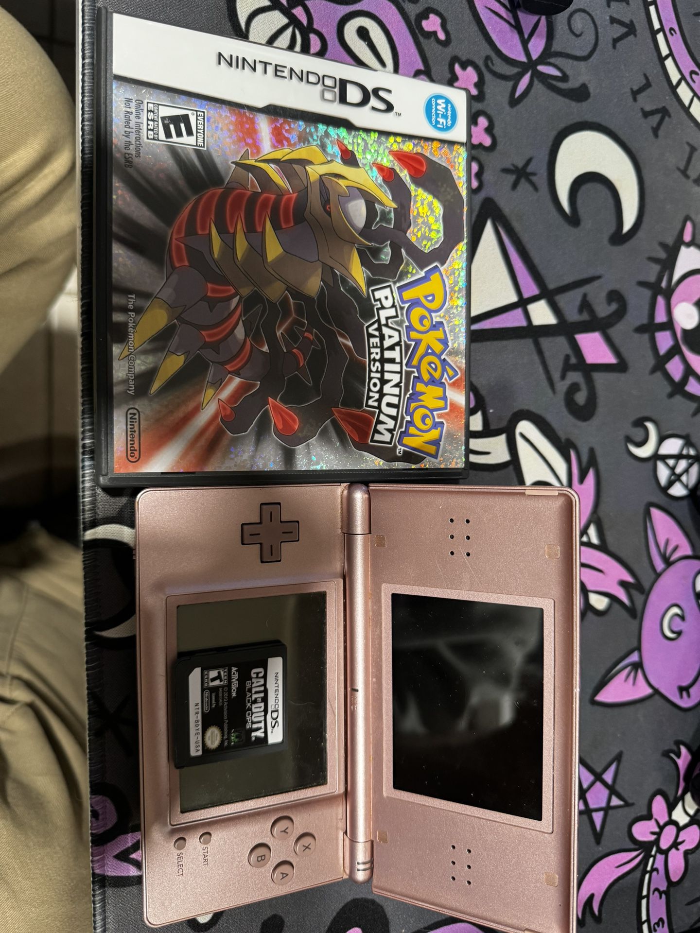 Pokémon Platinum With Nintendo DS 