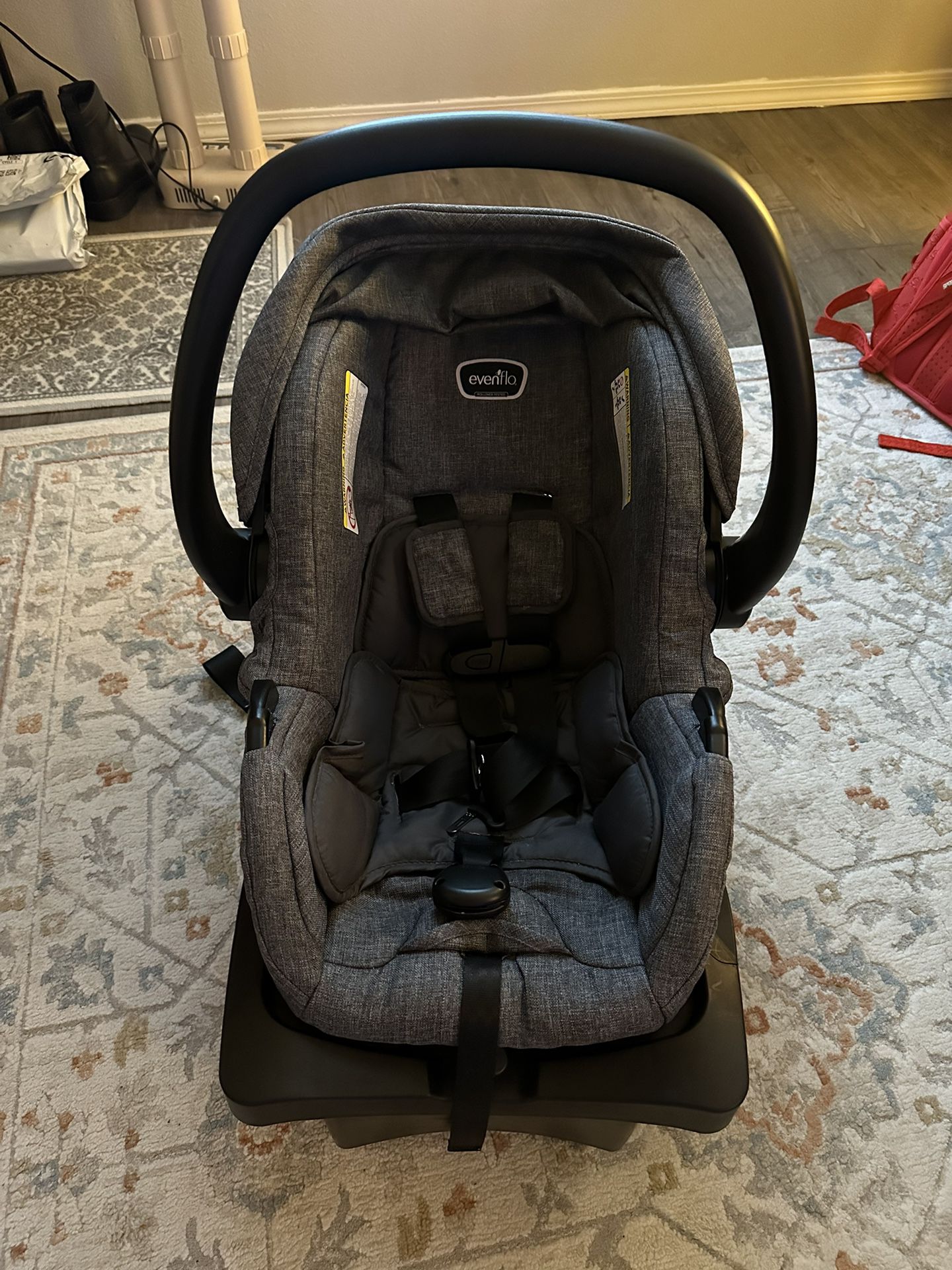 Evenflo Infant Car Seat 