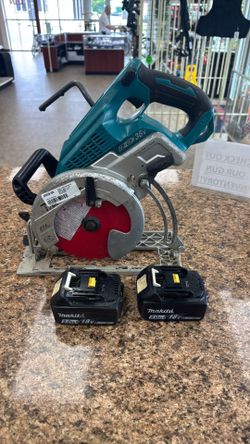 Tools saw Makita xsr01