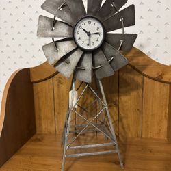 Farmhouse Windmill Clock