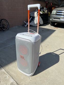 JBL PartyBox Stage 320