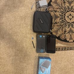 “NEW” Nintendo 2ds XL With AR Cards And Original Box