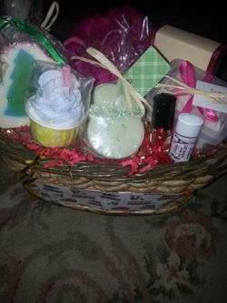 Xmas gift Baskets all sizes