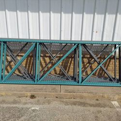 Pallet Rack Uprights Teardrop Warehouse Storage Shelves Heavy Duty