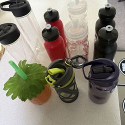 11 water bottles all in very good condition 