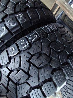 235/70R16 pair toyo tires no wheels