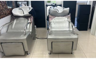 Shampoo chair