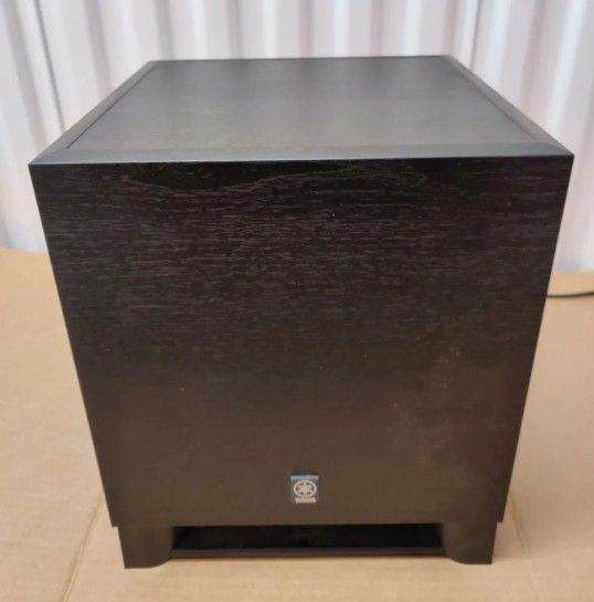 YAMAHA YSTSW010 Powered 50W Subwoofer SPEAKER for Sale in Ontario, CA