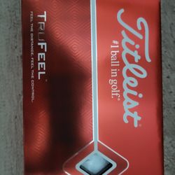 Brand new dozen Titleist trufeel golf balls