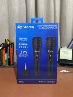 Steren wired microphones with adapter