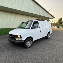 2005 Chevrolet Astro Cargo Van