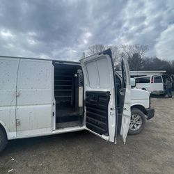 2004 Chevy Express 1500 