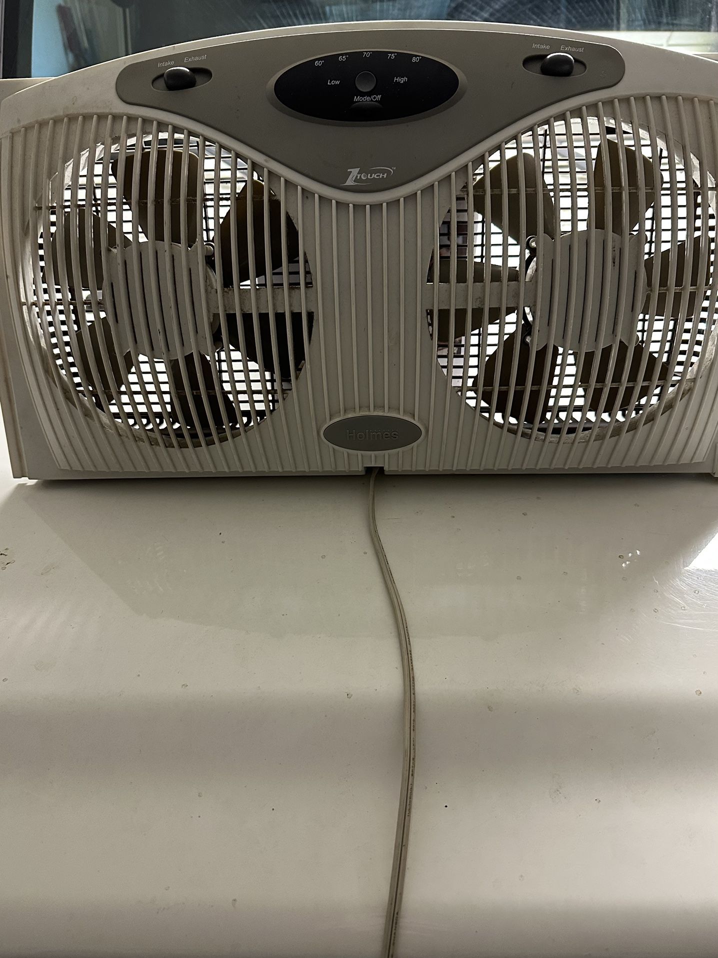 WINDOW FAN 12x24 Dimensions