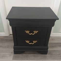 Refurbished 2 Drawer Wood Nightstand End table Black Gold 22 x 16 x 24