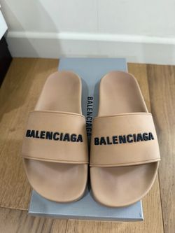 Balenciaga Pool Slide Rubber Logo Sandals – Beige/Black – Size 37