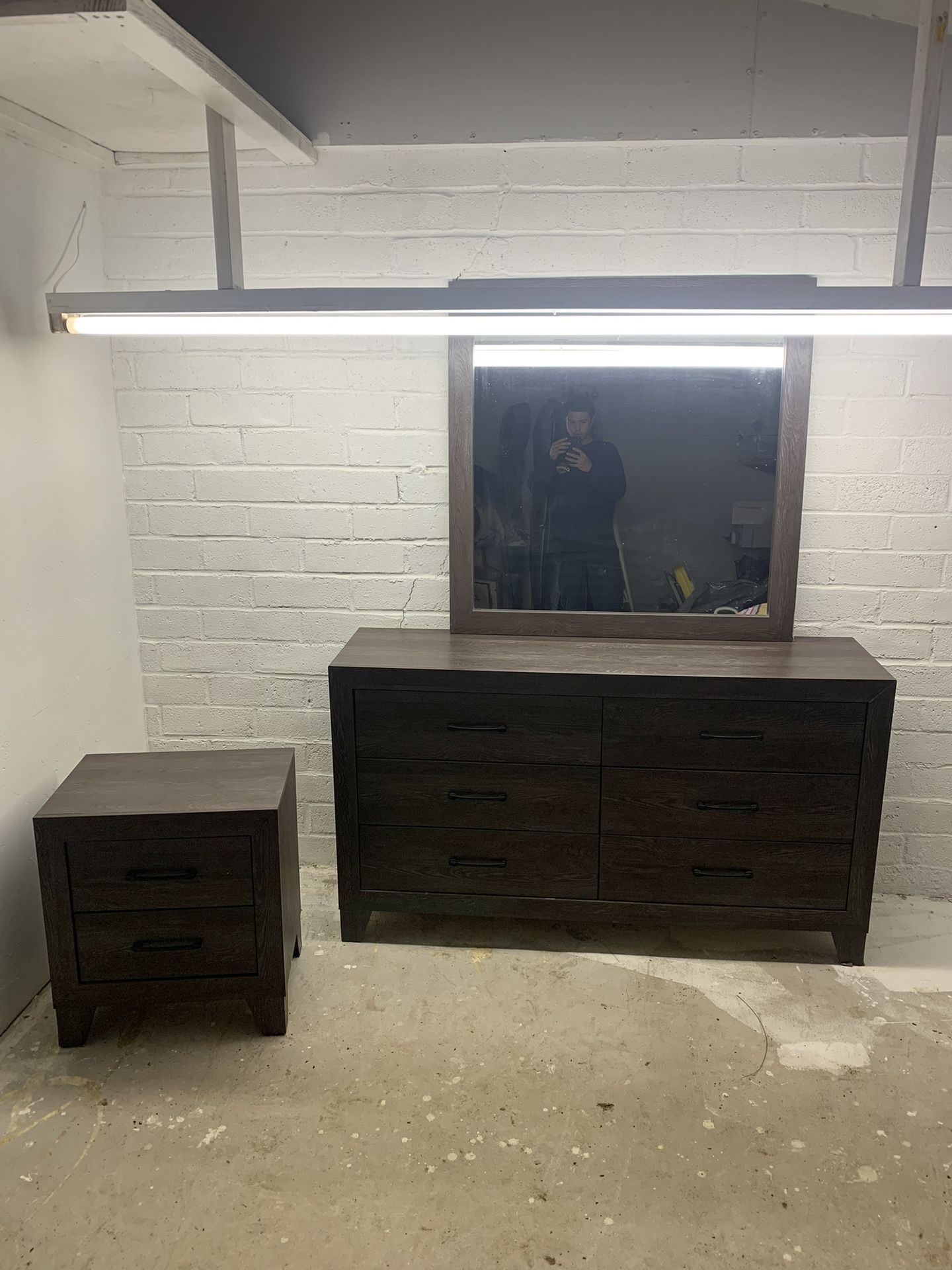 Dresser And Night Stand And Mirror 