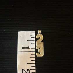 10kt Gold Pendant