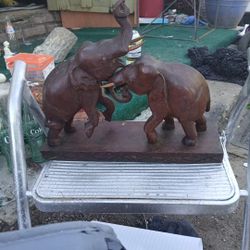 Hand Cafved Wooden Fighti G Elephants Sculpture