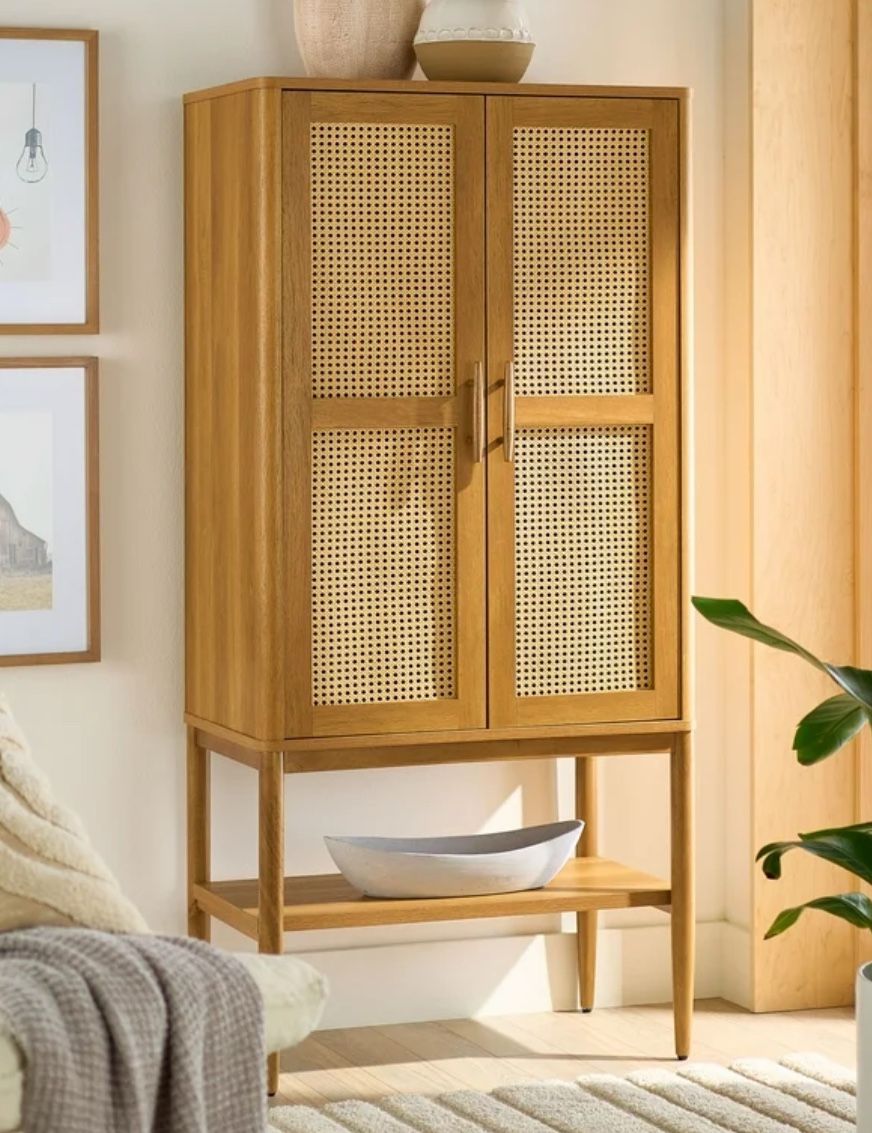 NEW storage Cabinet / Armoire