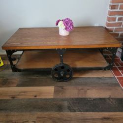 Rolling Coffee Table 