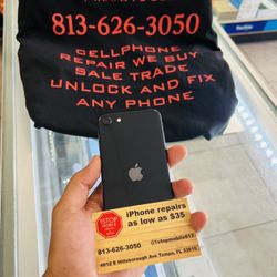 iPhone-SE-UNLOCKED