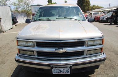 1999 Chevrolet Suburban