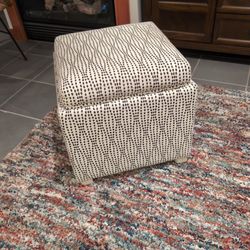 Storage Box /Table