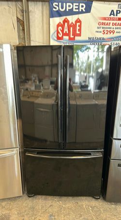 Samsung 3-Door Refrigerator (French Door Fridge) Black - Adjustable Shelves, Ice Maker