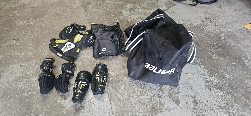 Youth Hockey Gear $100.00
