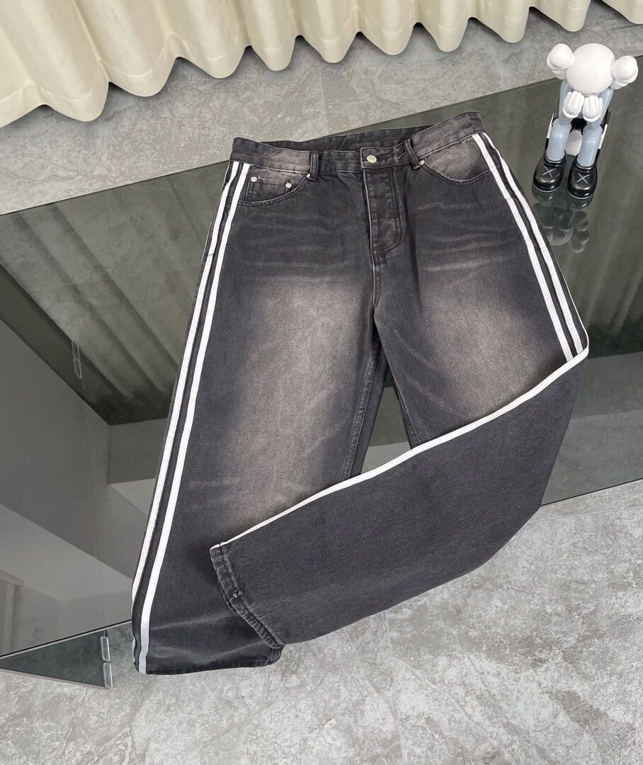 Rare Men’s Black Baggy Adidas Jeans