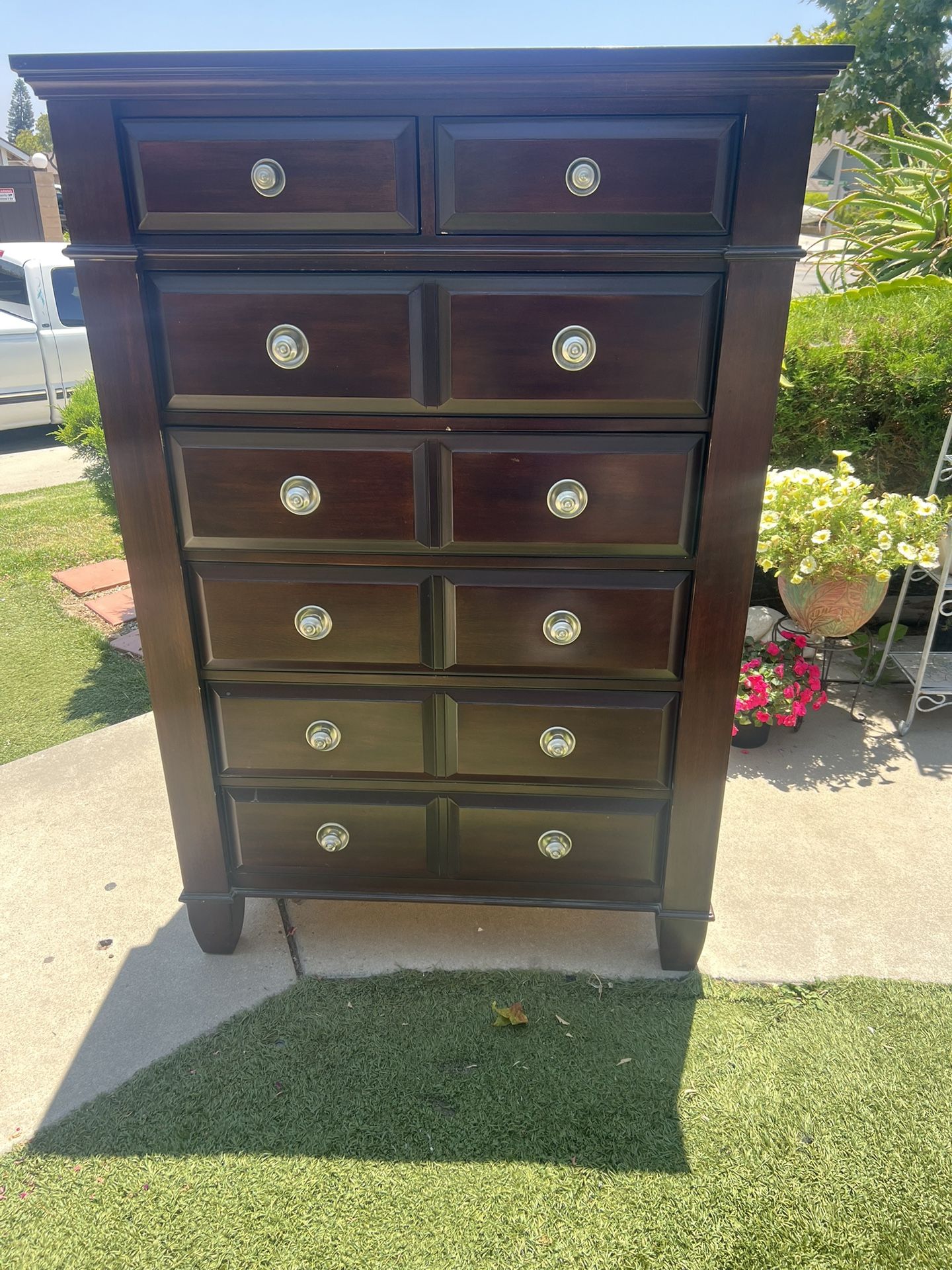 Tall Dresser 61 tall / 42 wide / 18 deep Delivery Available Locally