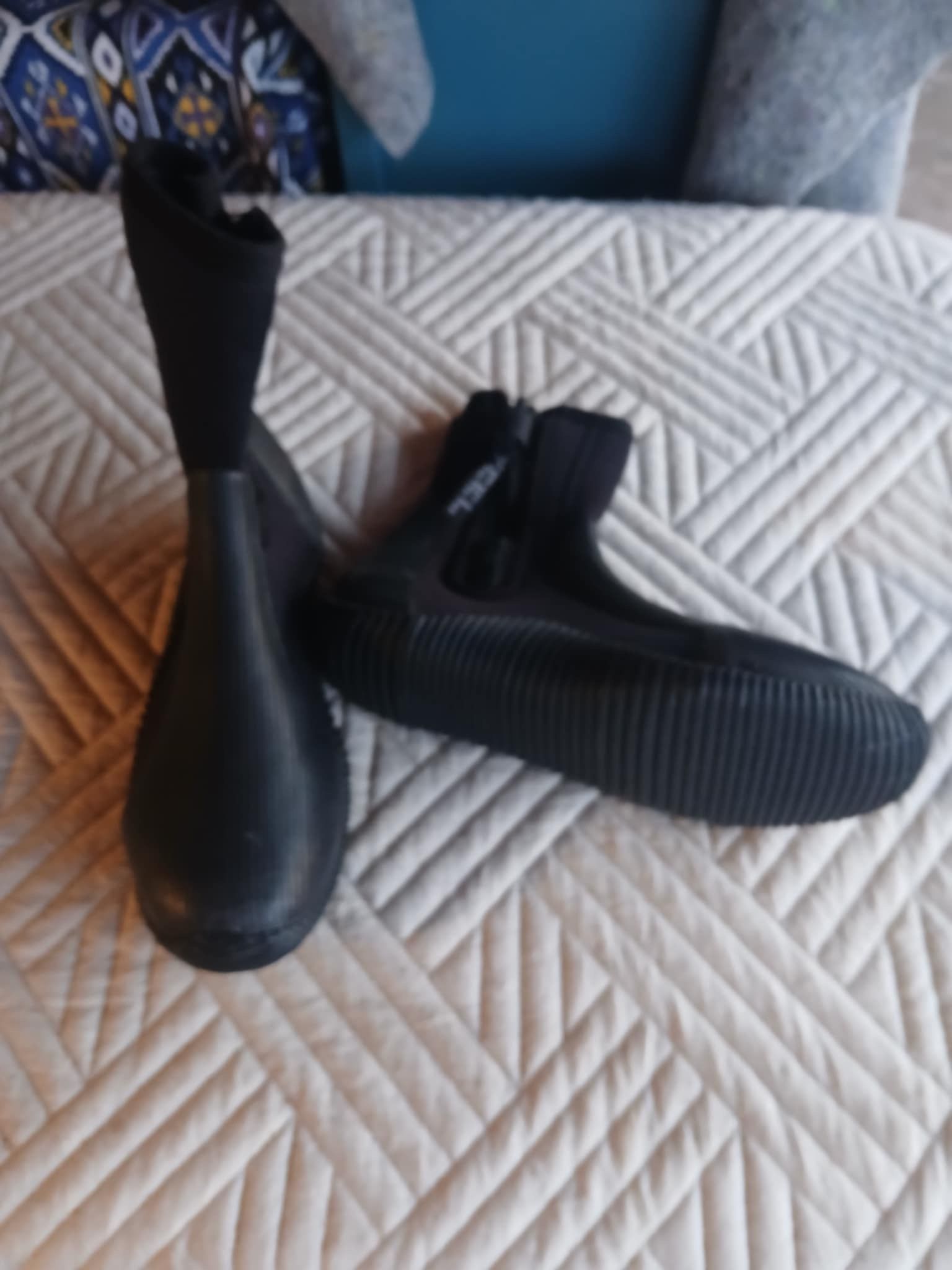 XCEL CELLIANT 6.5 MILITARY THERMOFLEX MOLDED SOLE DIVE BOOT MEN SIZE 10.