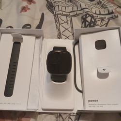 Brand New Fitbit 4 Versa