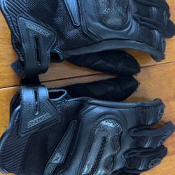 Motorcycle gloves 