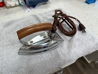 Antique Iron Excellent 