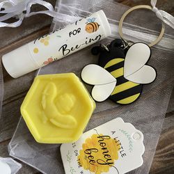 Favors For Baby Shower Bee 🐝 Ready For Your Party