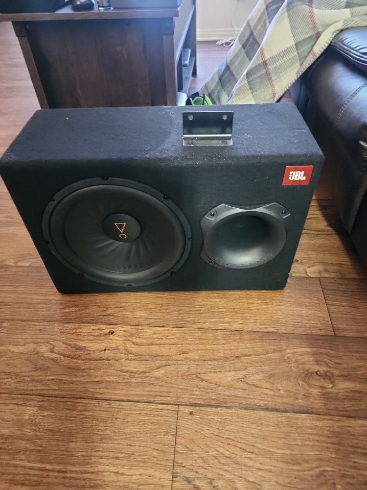 Speaker With Amplifier