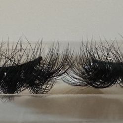 Quality Real MMink lashes 13MM-25MM. Over 55 Styles Available to Chose From. 