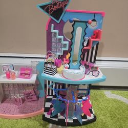 LOL Surprise Mall of Surprises with accessoires