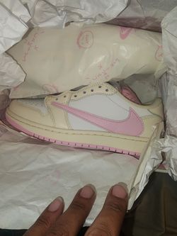 Jordan 1 Travis Scott Low Shy Pink