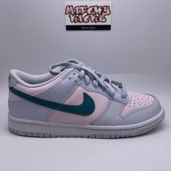 Nike Dunk Low Mineral Teal (GS) Sz. 6.5Y