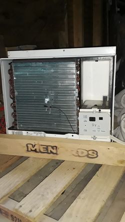 G E 8000 Btu. A C