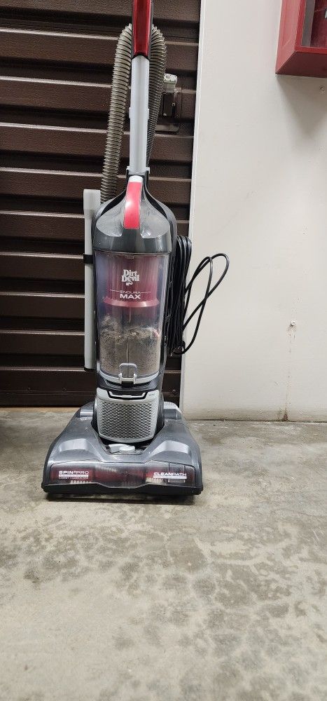 Dirt Devil Vaccum