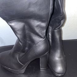 Black Heel Boots 