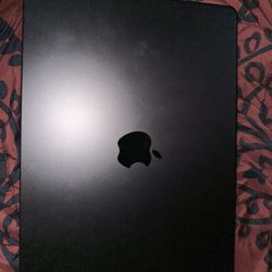 M3 Macbook Pro 1 TB SSD
