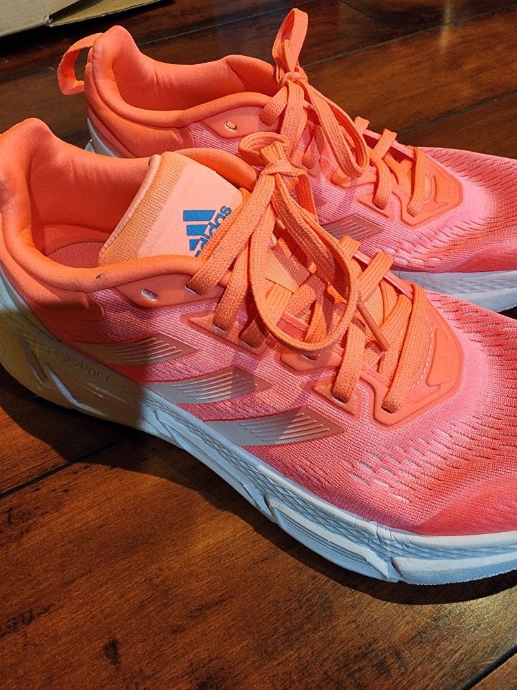 Adidas Women's Questar Running Shoe 9 1/2