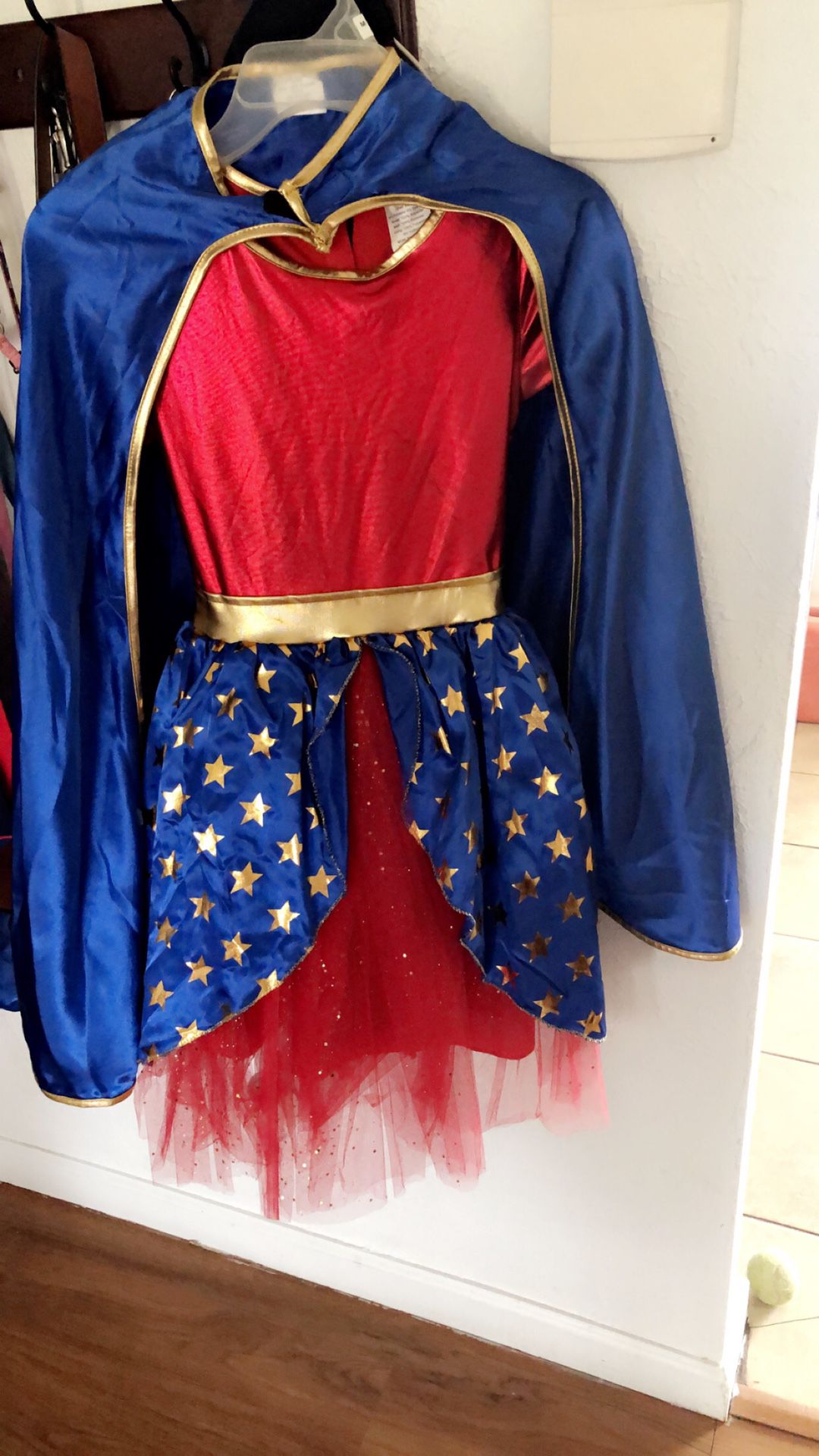 Wonder Woman costume (girls)